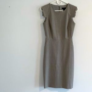 J. CREW CAPPED SLEEVE GREY FITTED DRESS- SIZE 00